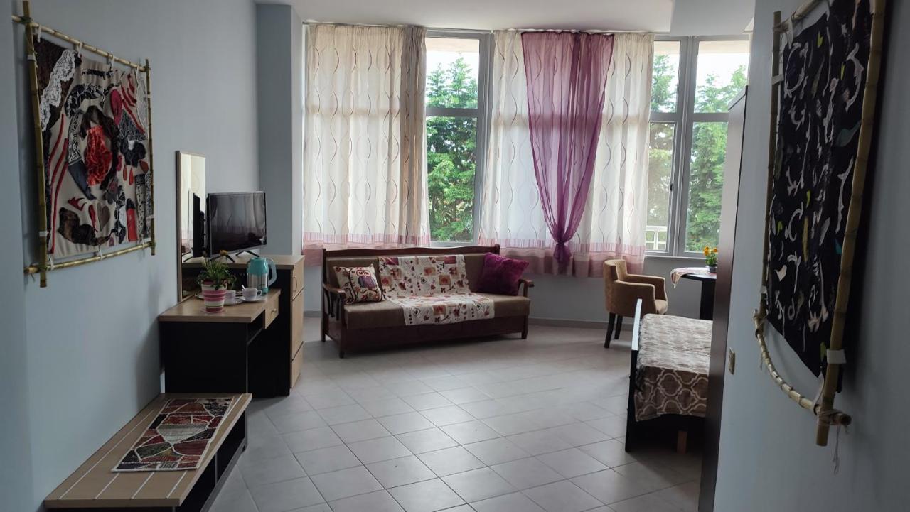 10 Apartmants Olimpia Mir Durrës 외부 사진