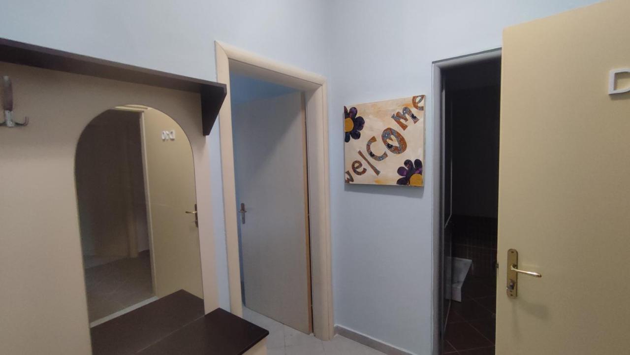 10 Apartmants Olimpia Mir Durrës 외부 사진