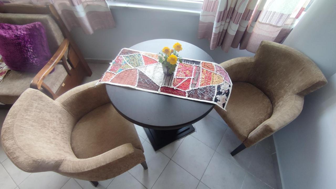 10 Apartmants Olimpia Mir Durrës 외부 사진